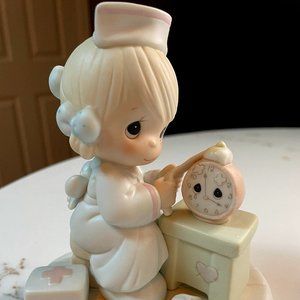 PRECIOUS MOMENTS "Time Heals"